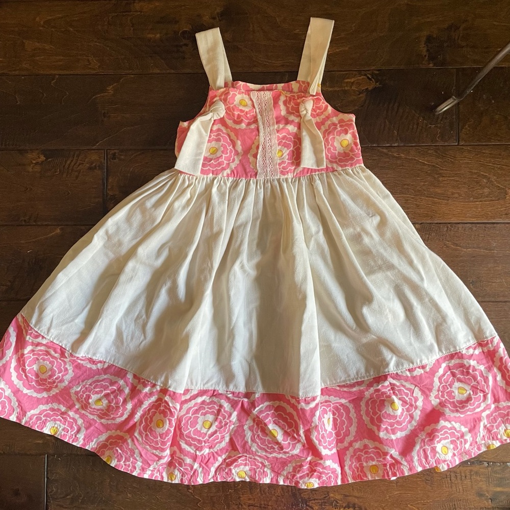 A Little Posh size 6 dress. NWOT.